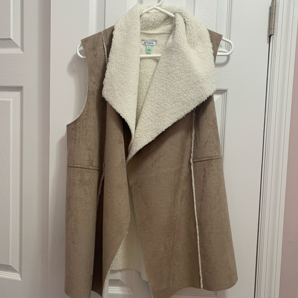 Shade/fur tan vest